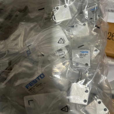 Festo Kurzhubzylinder ADVC-10-5-A-P