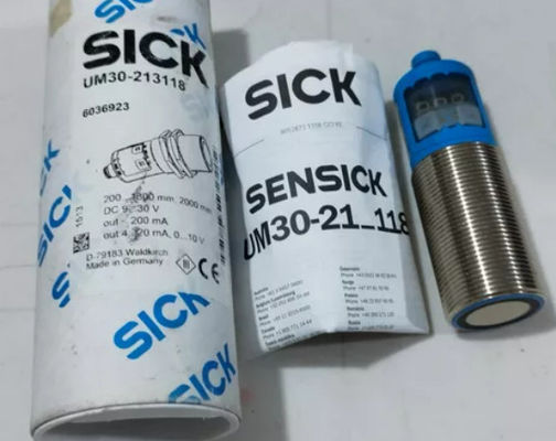 SICK UM30-213118 Ultraschallentfernungsmessgeräte UM30 Schnurgröße M30 X 1.5