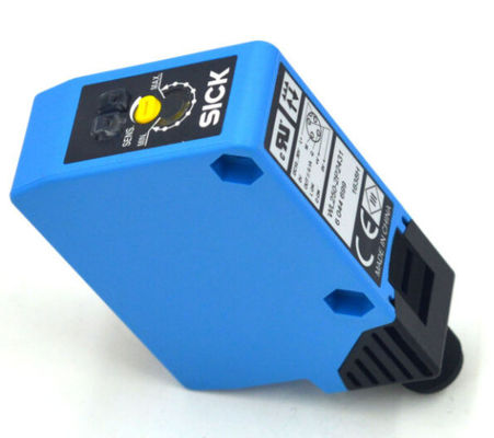 Kompakter SICK W250-2P2431 photoelektrischer Sensor mit sichtbarem rotem Licht und Teilnummer 6044699