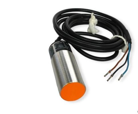 IFM Induktionssensor II5256 IIA3010-BPKG zur präzisen Maschineneinstellung an Geräten