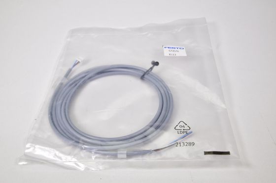 Festo-Verbindungskabel NEBS-L1G4-K-2.5-LE4 mit Etikettenhalter