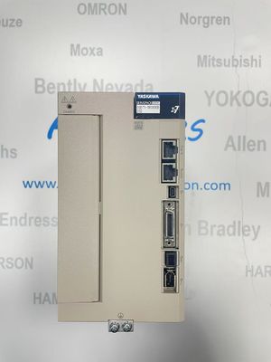 M12 Konstruktionsart Yaskawa SGD7S-180A30B202 Analogsteuerung mit fortschrittlichen Funktionen und ≤ 0,7 W Leistungsausfall