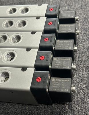 Norgren V60... V63 Serie V62C513A-A218J Pilot-Solenoidventil mit 10-30 VDC Betriebsspannung und 8 digitalen Eingängen