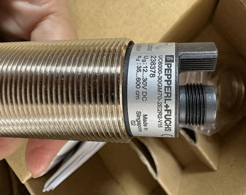 P&F UC6000-30GM70-2E2R2-V15 Ultraschallsensor
