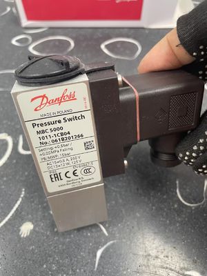Danfoss 061B201266 MBC Druckschalter für jede Einbaulage