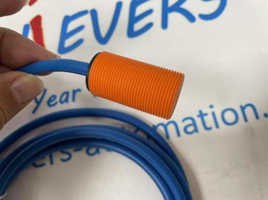 IFM Induktions-NAMUR-Sensor NG5003 Flush-Einstellbarer M18x1