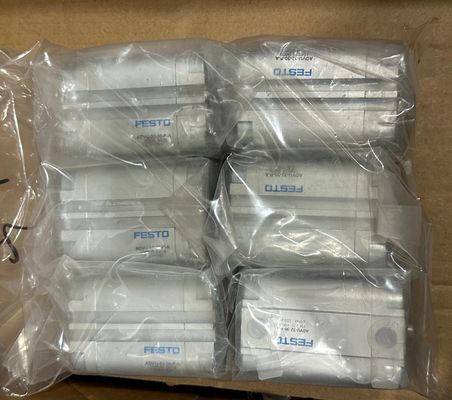 Festo Compact-Zylinder ADVU-32-30-P-A