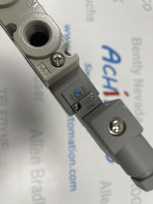 SMC SY9120-5YD-02F-Q Hocheffizienz-Solenoidventil mit 5 Porten für pneumatische Automatisierung