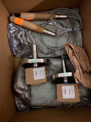 Endress Hauser FTM52-AAH2B4A32AA Hochpräzisions-Magnetostrictive-Level-Transmitter für die industrielle Prozesssteuerung