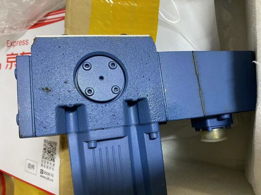 MOOG D691Z2086D Elektrohydraulisches Proportionalventil