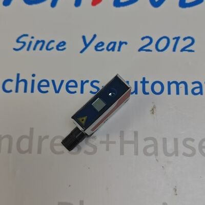 Leuze ODSL 8C66‐500‐S12 optischer Laserabstandssensor