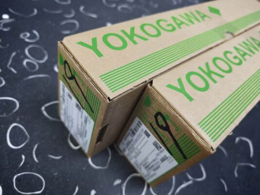 YOKOGAWA FU24-05-T1-NPT Wide Body Pressure Compensated Sensor
