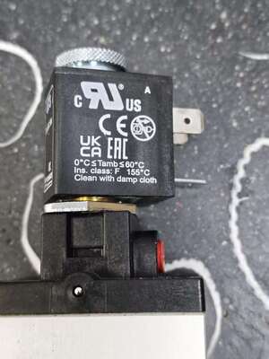 CAMOZZI A3 Pneumatic Solenoid Valve Assembly