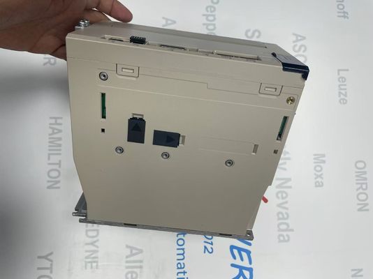 M12 Konstruktionsart Yaskawa SGD7S-180A30B202 Analogsteuerung mit fortschrittlichen Funktionen und ≤ 0,7 W Leistungsausfall