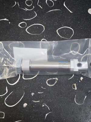 FESTO DSNU-20-50-PPV-A runder Pneumatikzylinder